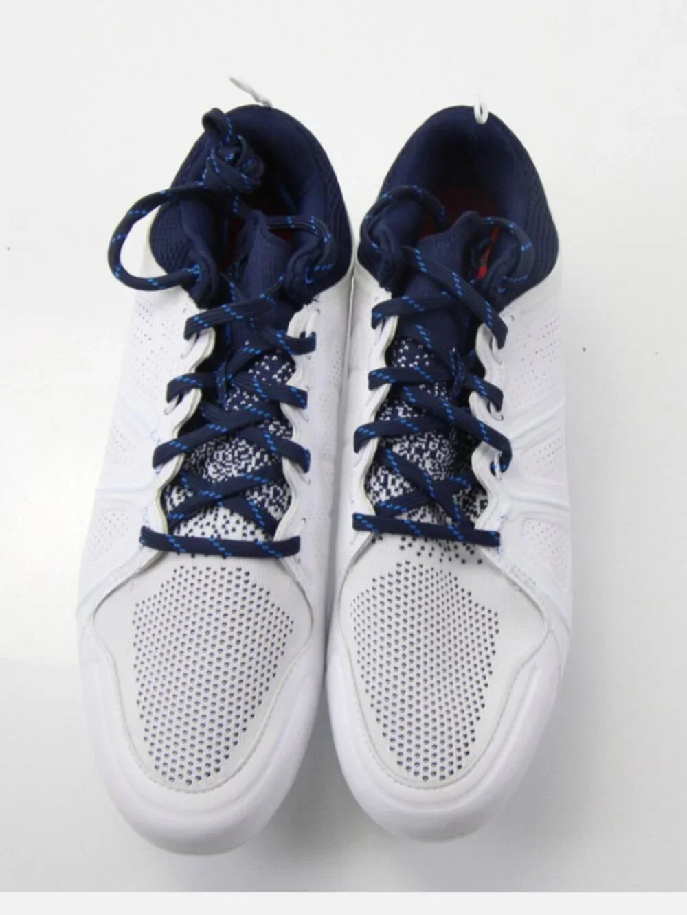 Women's NWT Under Armour Lacrosse Clests